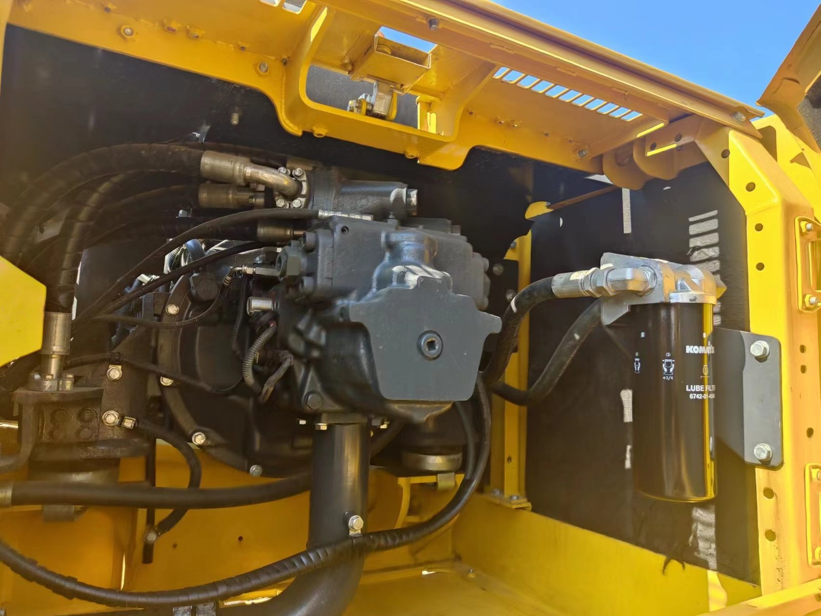 Used Komatsu pc360 excavator