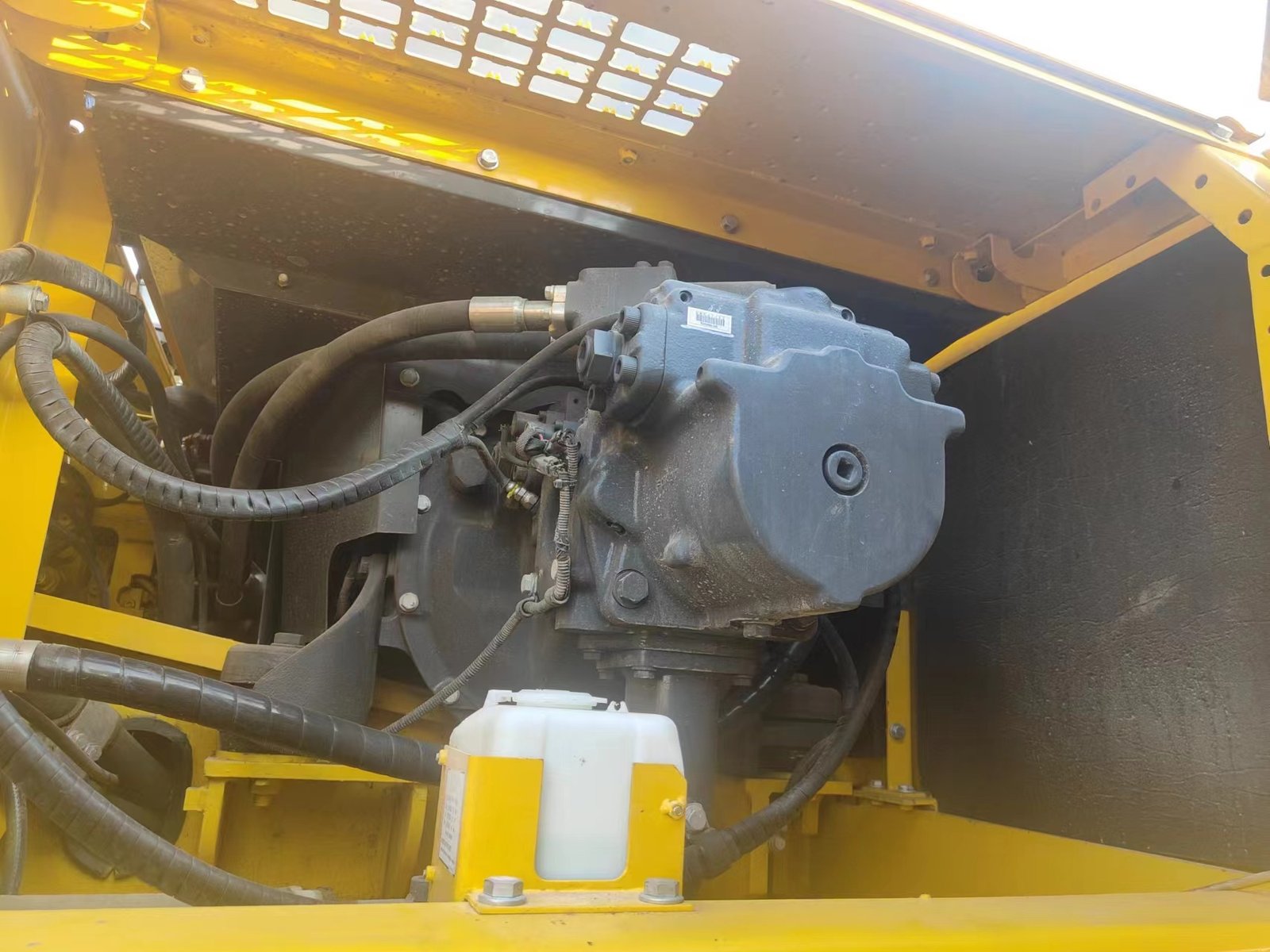 Used Komatsu pc450 excavator