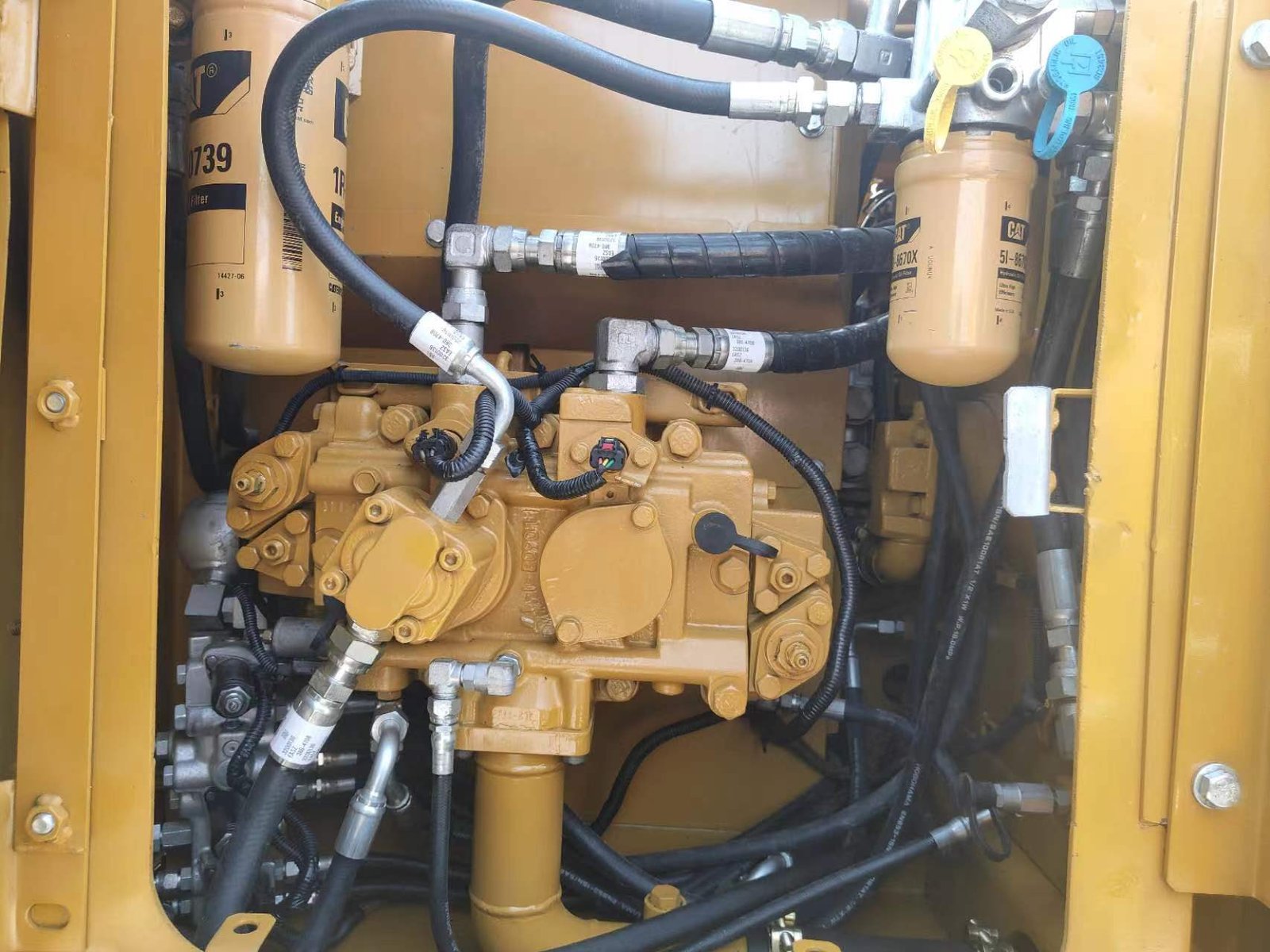 Used caterpillar 313D2GC excavator