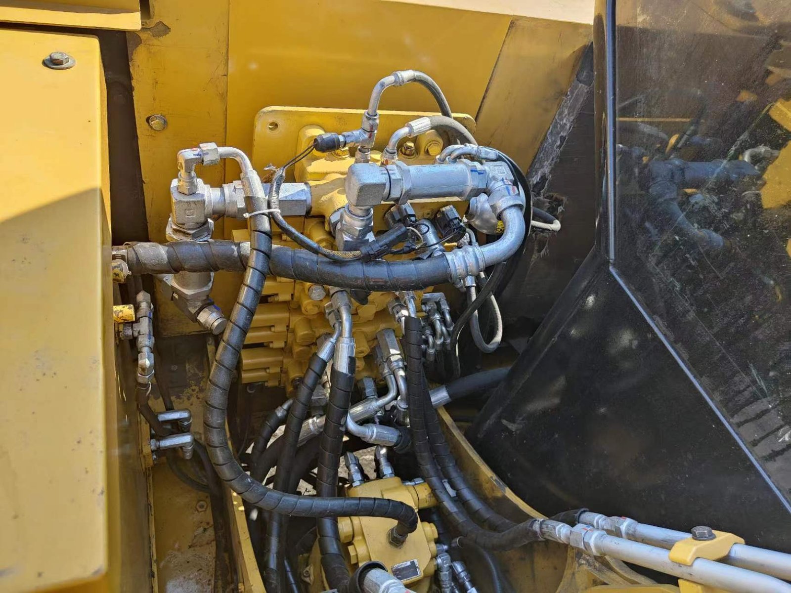 Used caterpillar 308e excavator