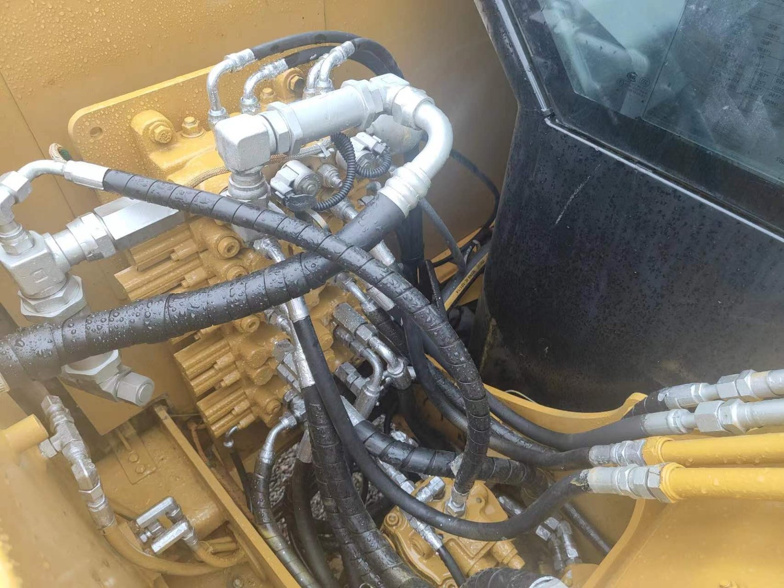 Used caterpillar 307  excavator
