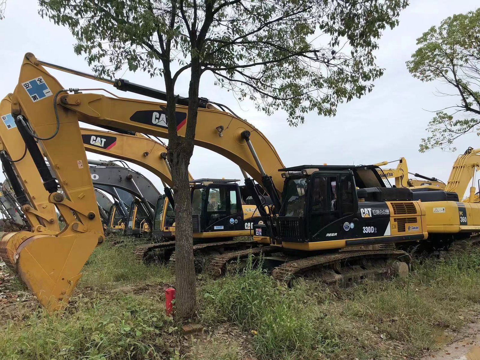 Used caterpillar 330d excavator