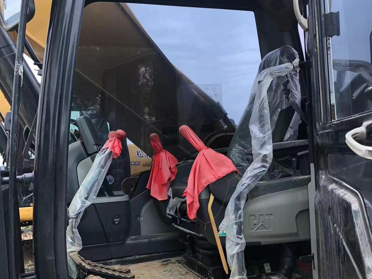 Used caterpillar 330d excavator