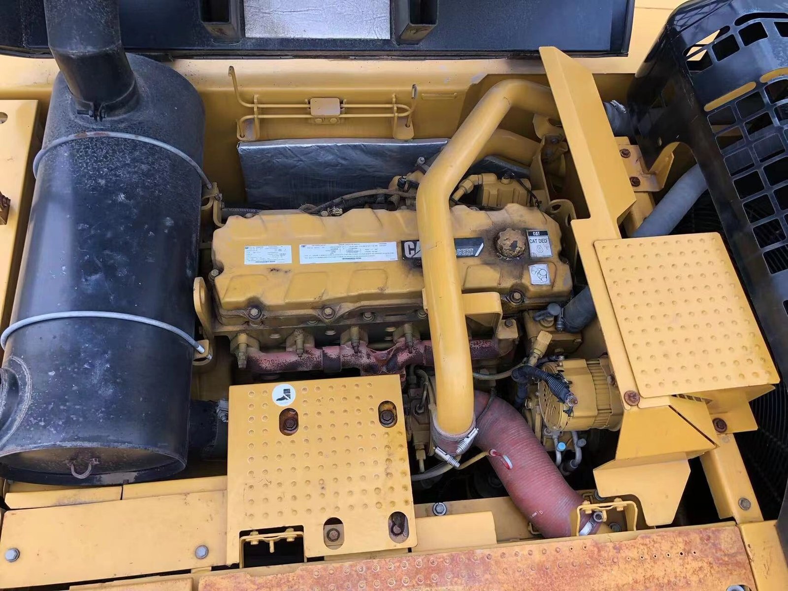 Used caterpillar 330d excavator