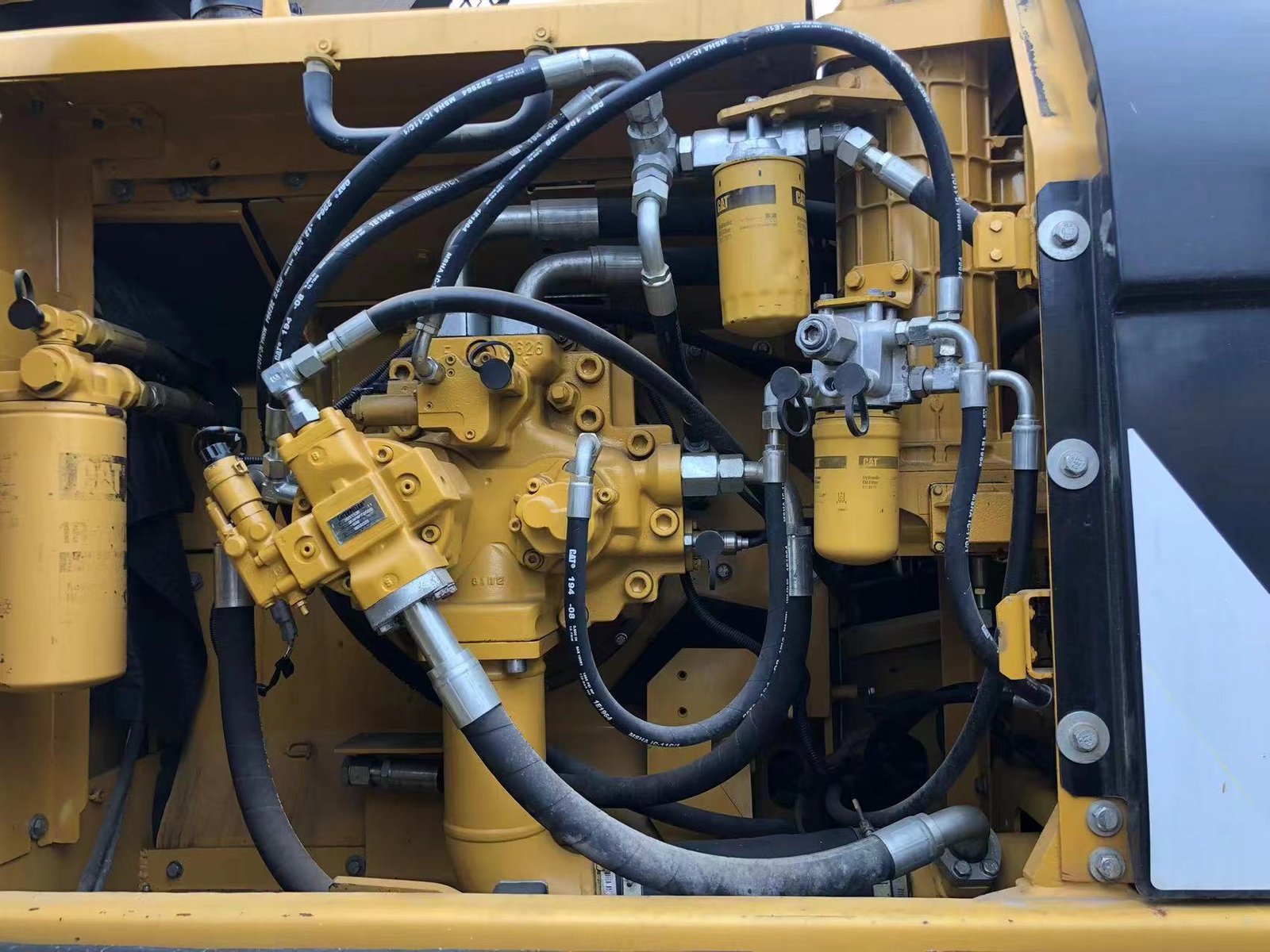 Used caterpillar 330d excavator