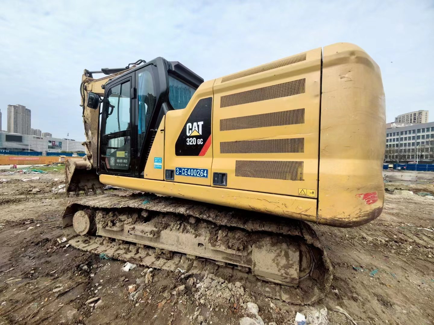 Used caterpillar 320gc excavator