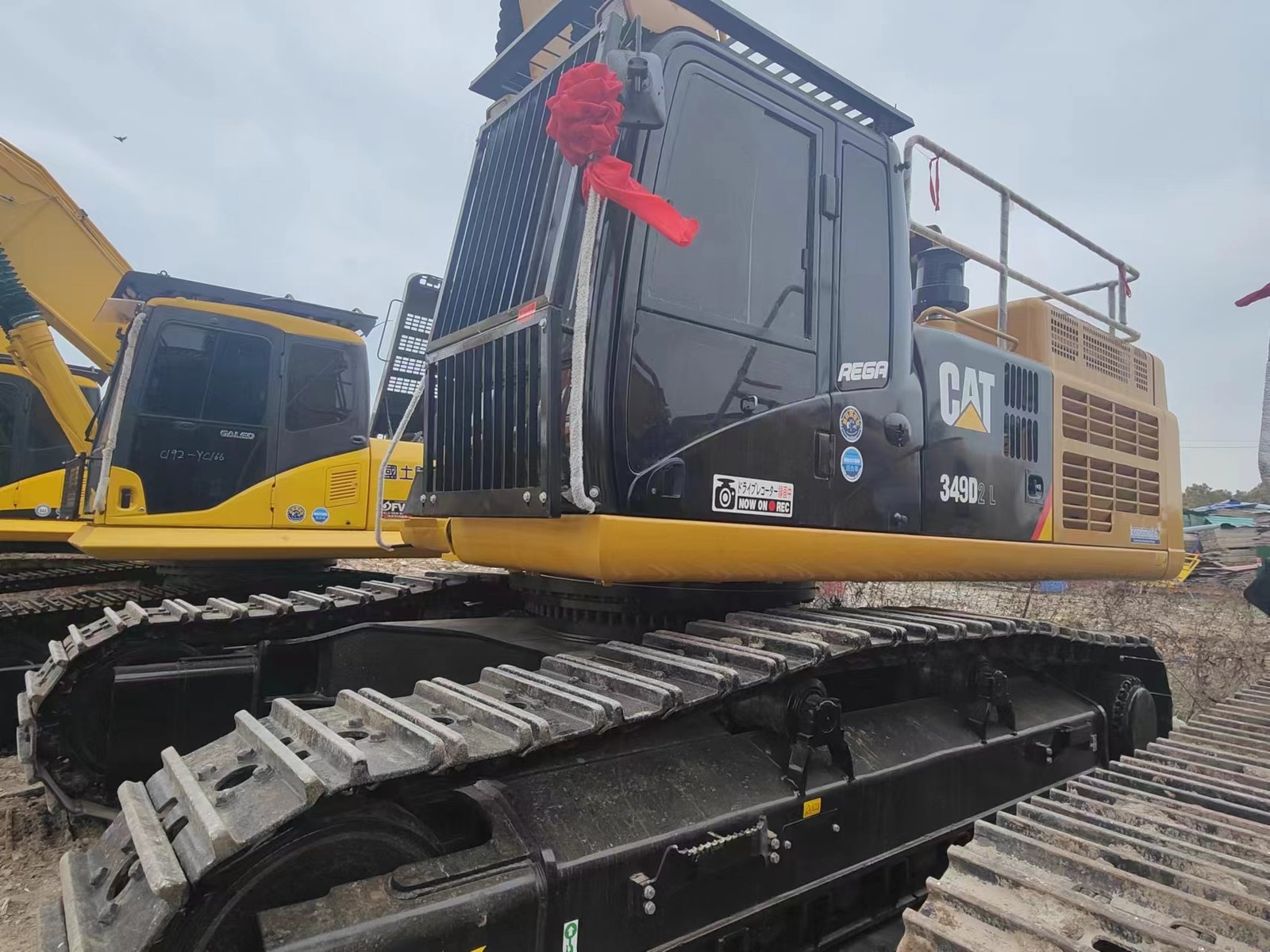 Used caterpillar 349d excavator