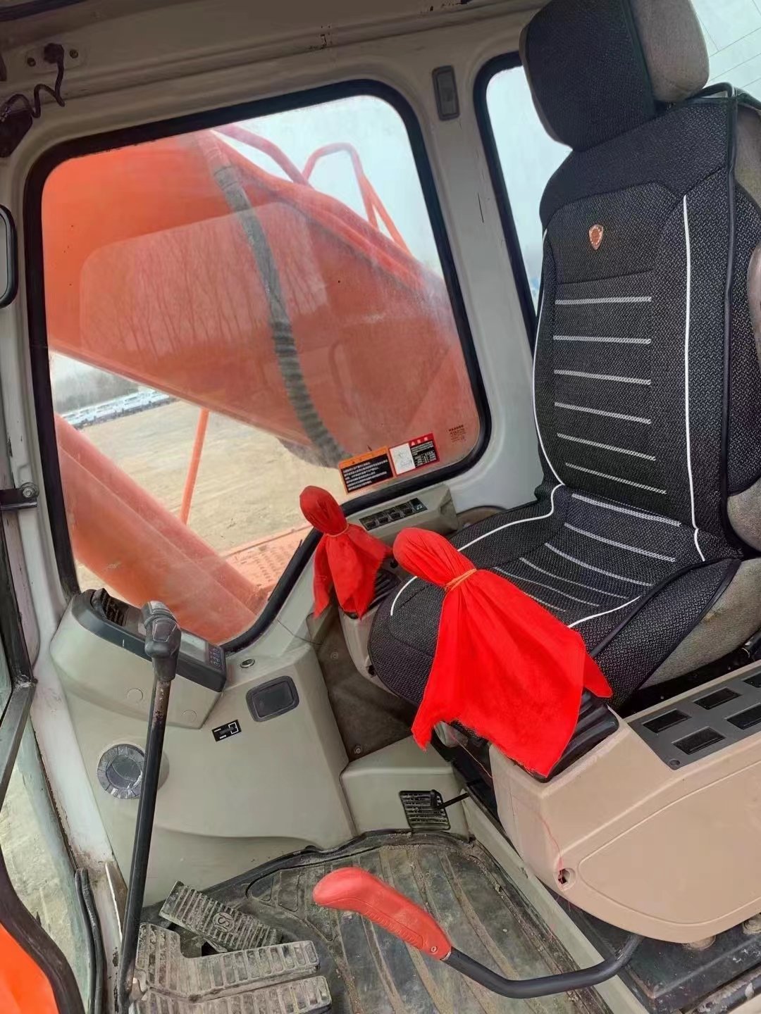  Used Doosan DH225-9 excavator