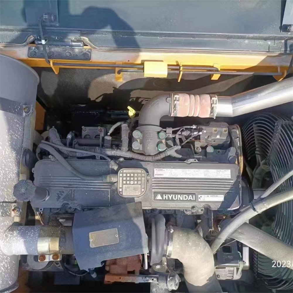 Used Hyundai 375L excavator