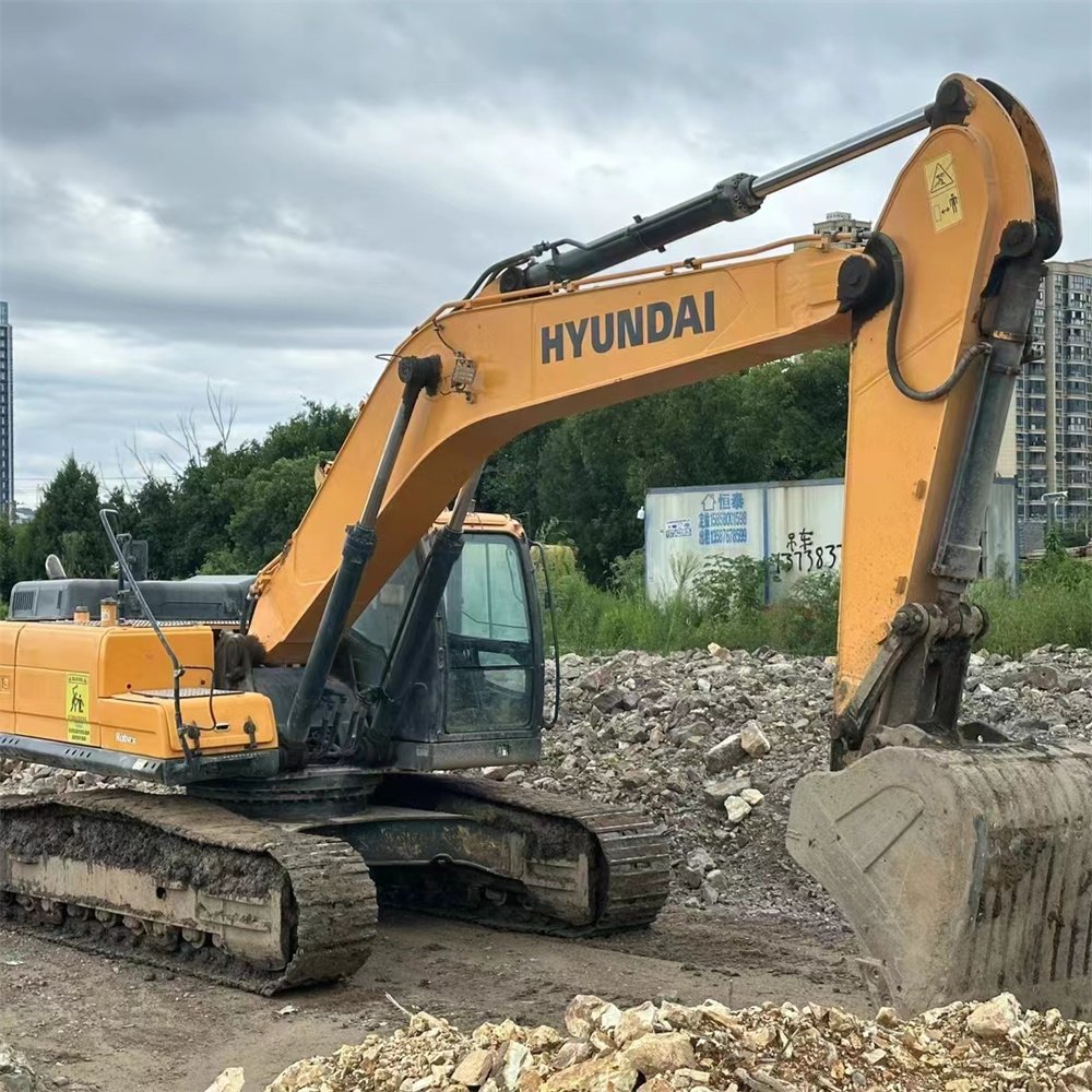 Used Hyundai 350L excavator