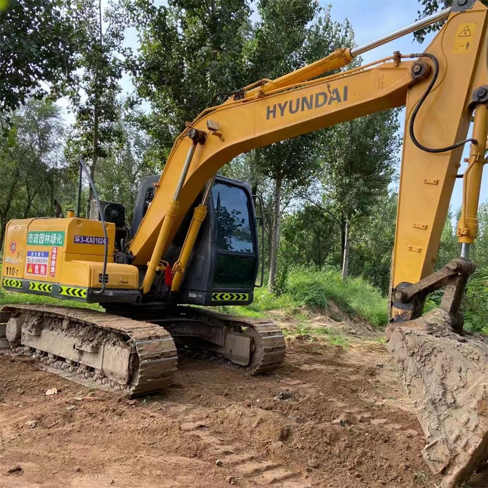 Used Hyundai 110-7 excavator