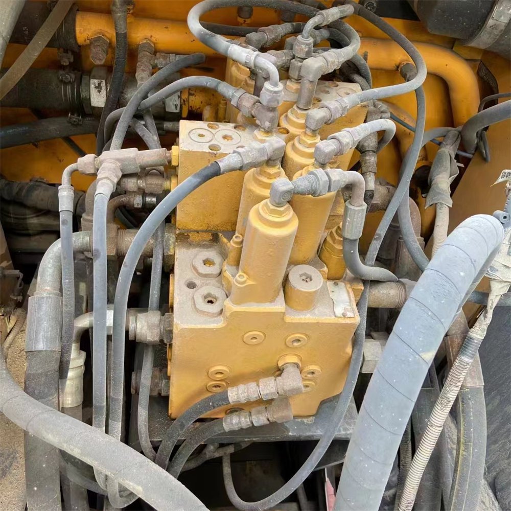 Used Hyundai 110-7 excavator