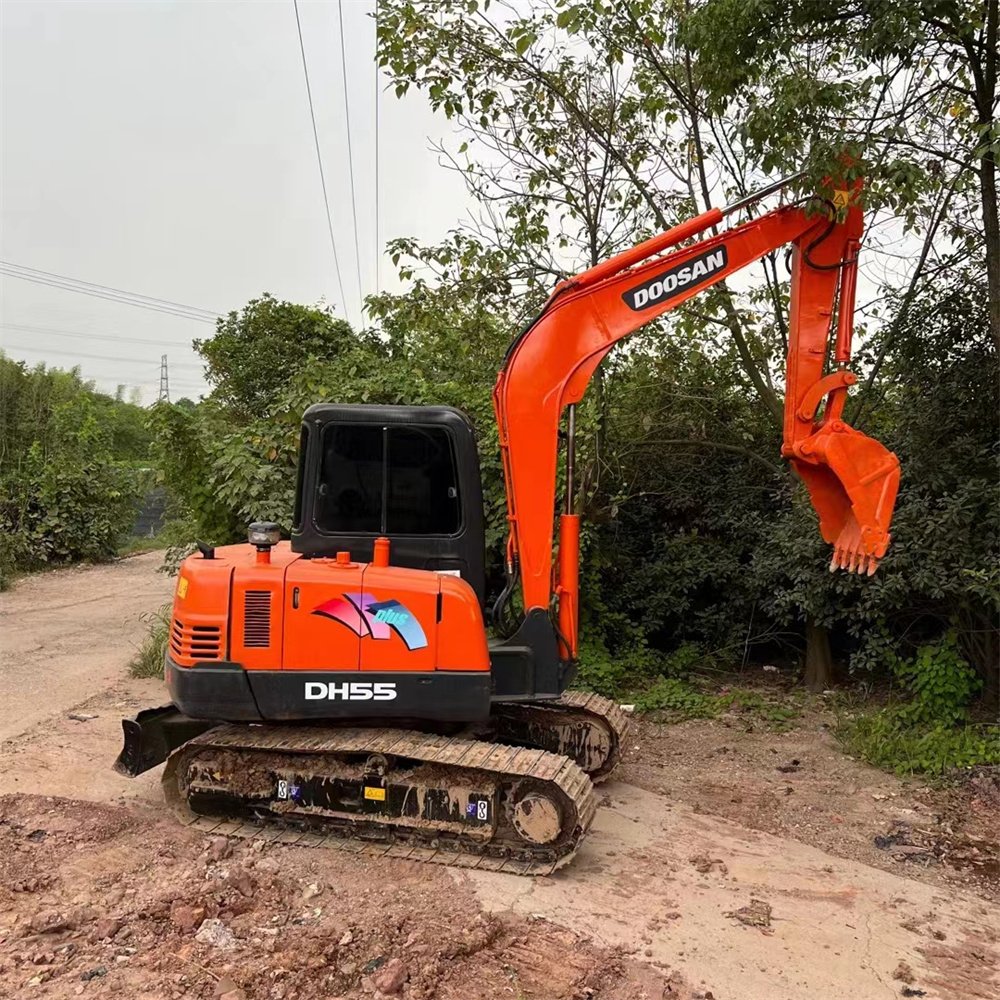 Used Doosan DH55 excavator