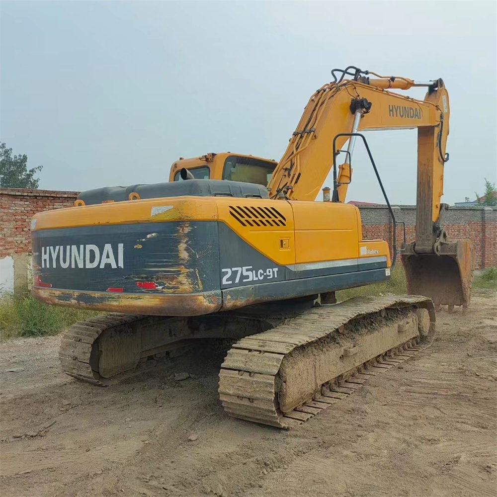 Used Hyundai 275LC-9T excavator
