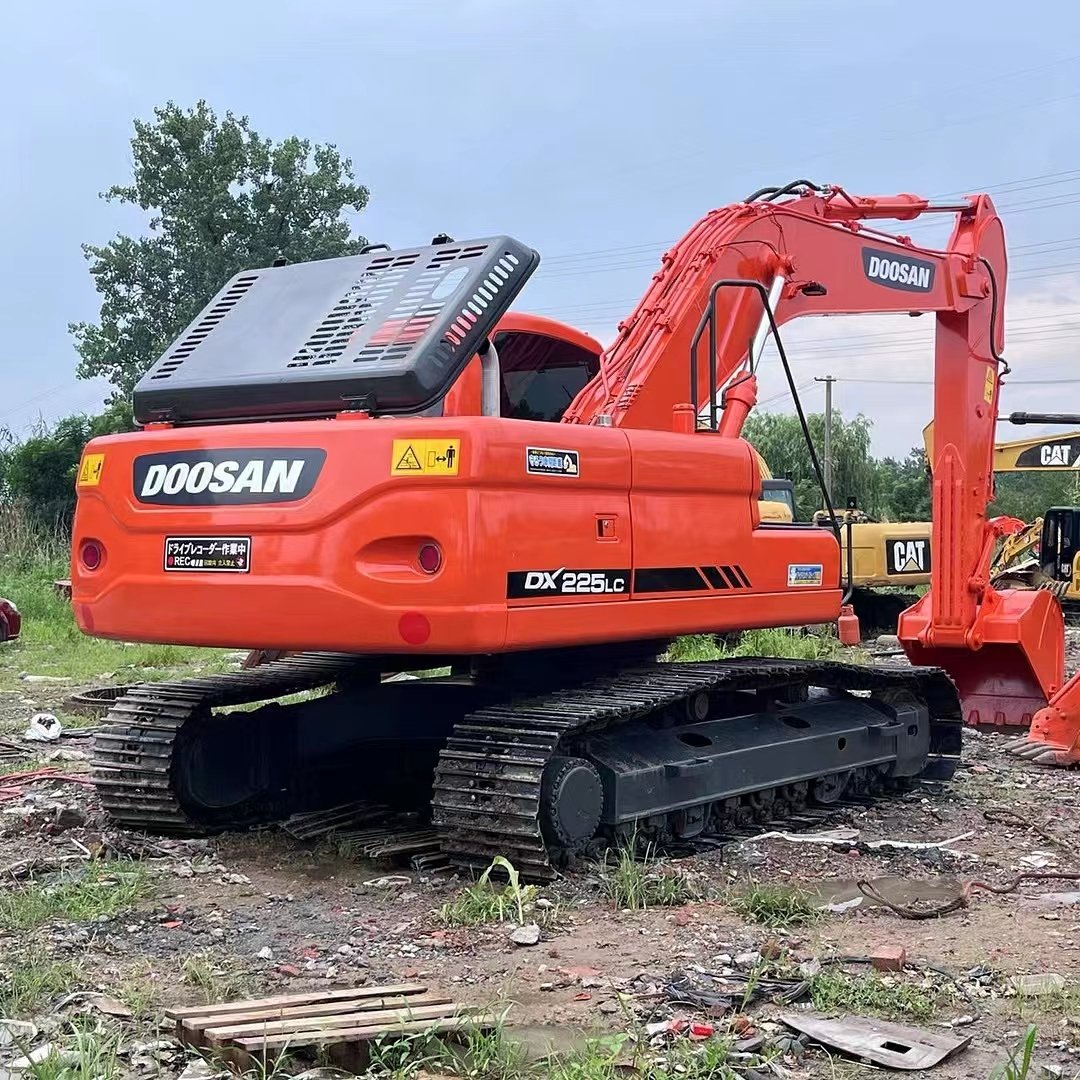 Used Doosan DX225 excavator