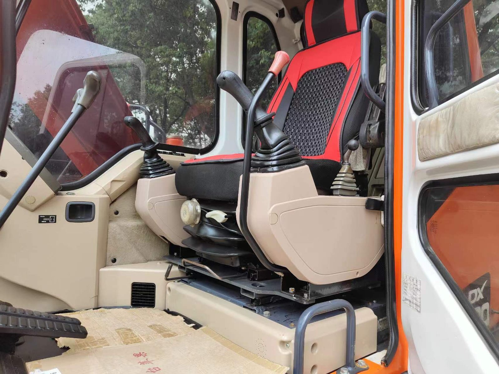 Used Doosan DX80 excavator