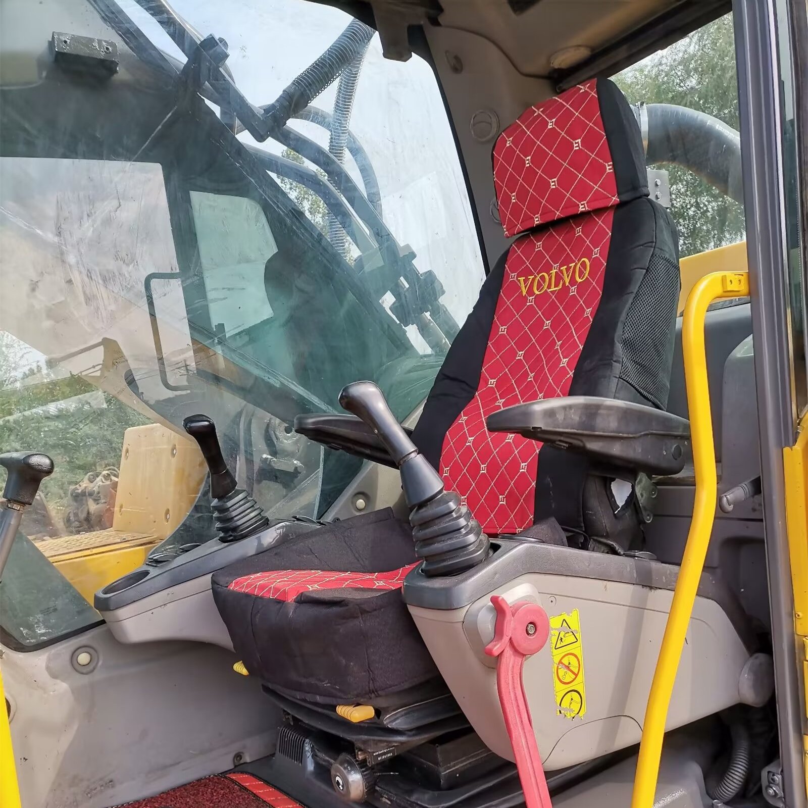 Used VOLVO EC480 excavator