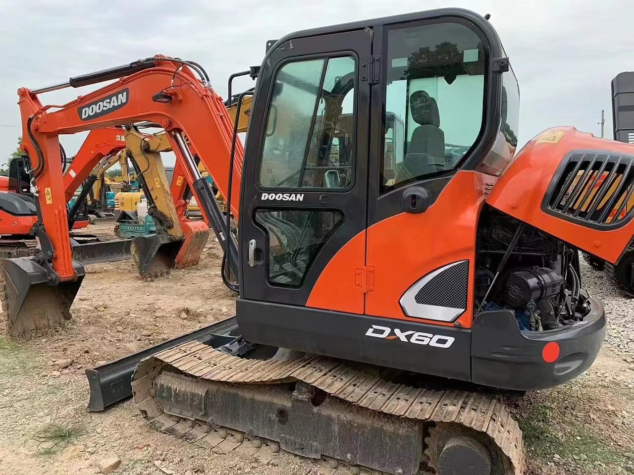 Used Doosan Dx60 excavator