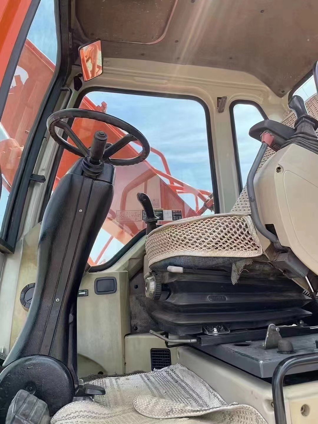 Used Doosan DH150w-7 excavator