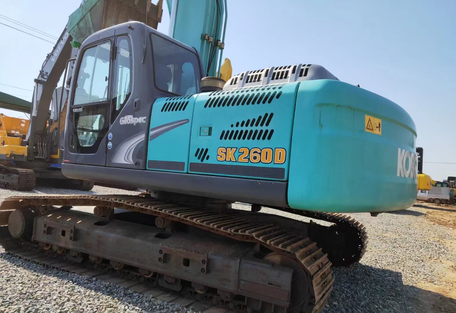 Used Kobelco sk260 excavator