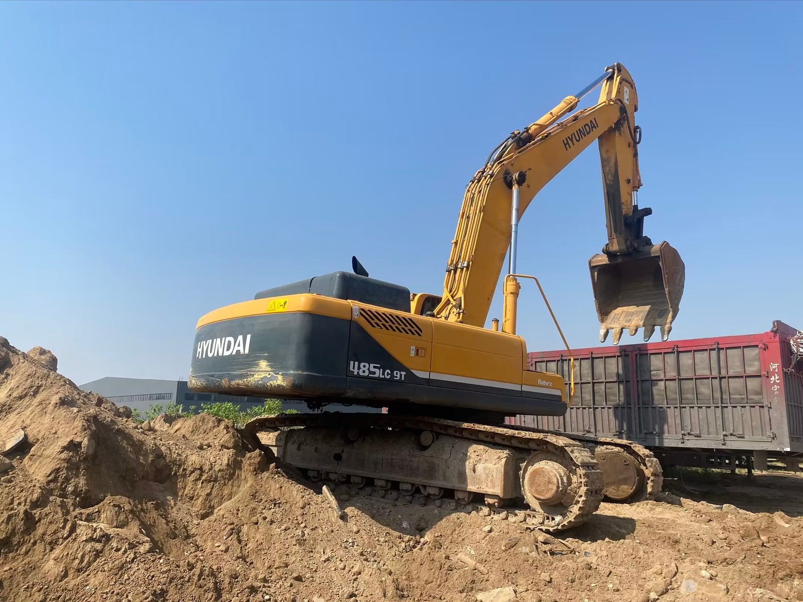 Used Hyundai 485LC-9 excavator