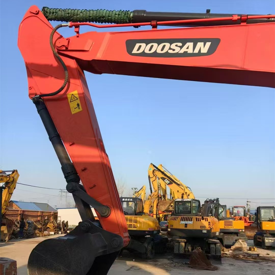 Used Doosan DX300-9 excavator 30ton excavator 2024 used hydraulic excavator